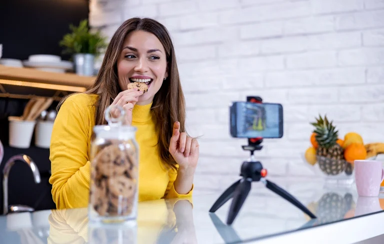 Nano Influenceurs : comment les choisir et les impliquer dans une collaboration réussie