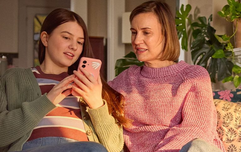 Instagram lance une campagne européenne pour vérifier l&rsquo;âge et le consentement des parents