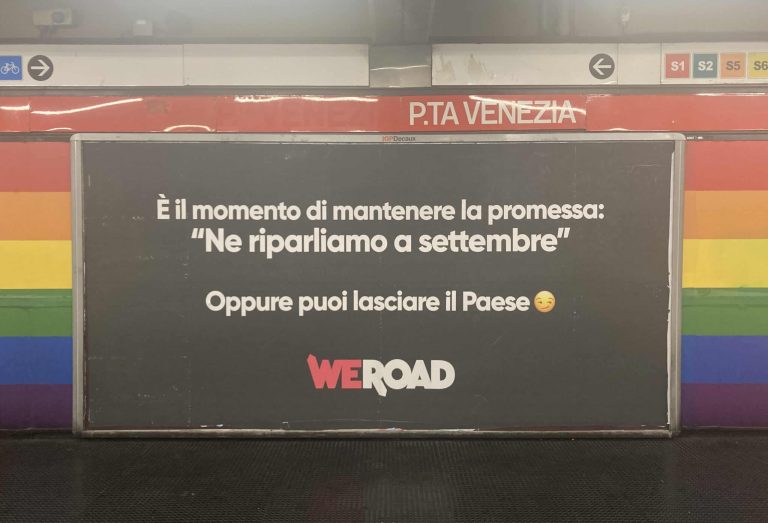 « Nous sommes proches de vous »: la campagne ironique Weroad pour ceux qui retournent au travail