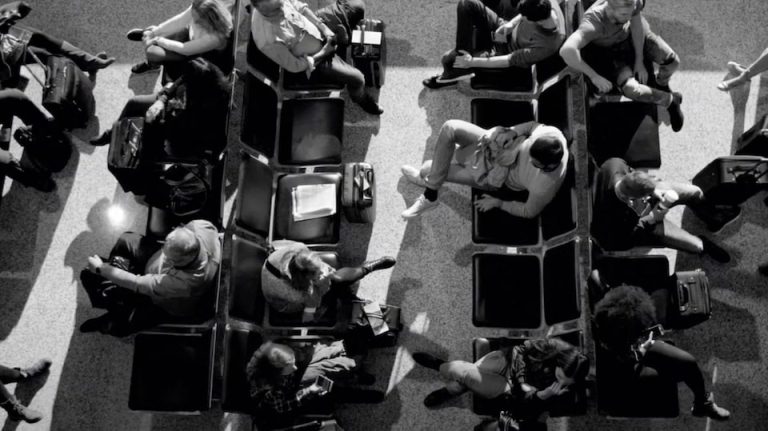 La campagne de Honda transforme l&rsquo;attente à l&rsquo;aéroport en un voyage à deux roues