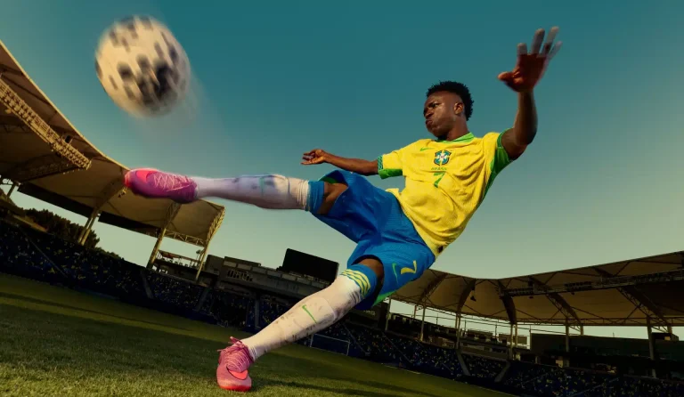 Nike révolutionne son slogan historique: de juste le faire à pourquoi?