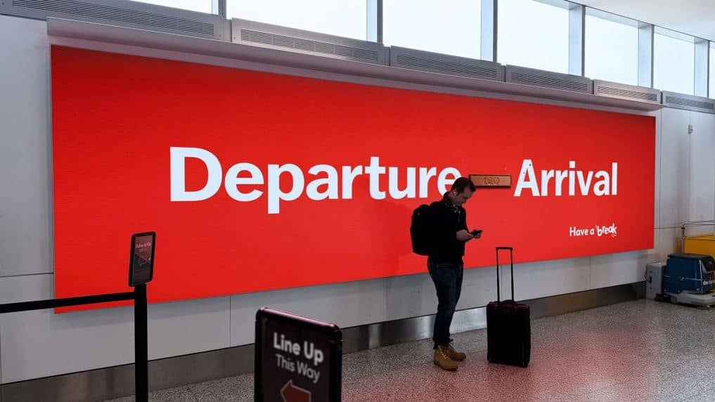 KitKat transforme le tableau de bord en bar pour rappeler à tout le monde de faire une pause